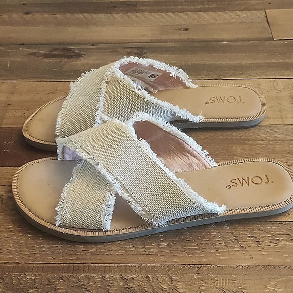 Toms Sandals - Picture 1 of 6